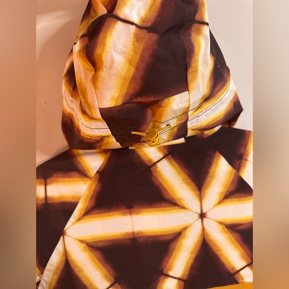 FP Movement Singin’ In The Rain Printed Packable Jacket - Picture 10 of 10